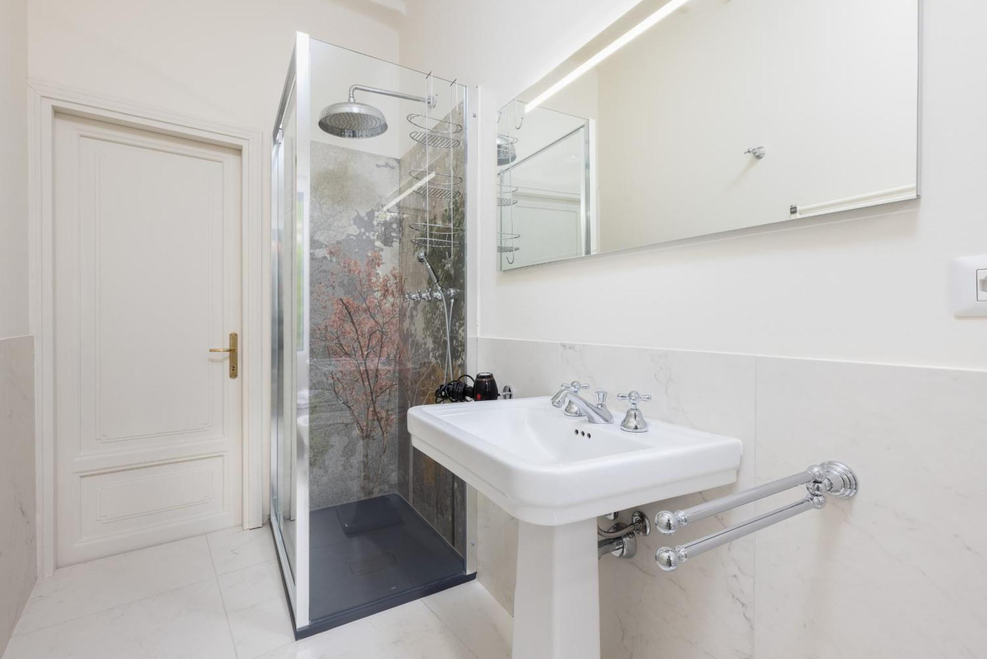 Living Uniqc Apartment - Duomo Milano Ngoại thất bức ảnh